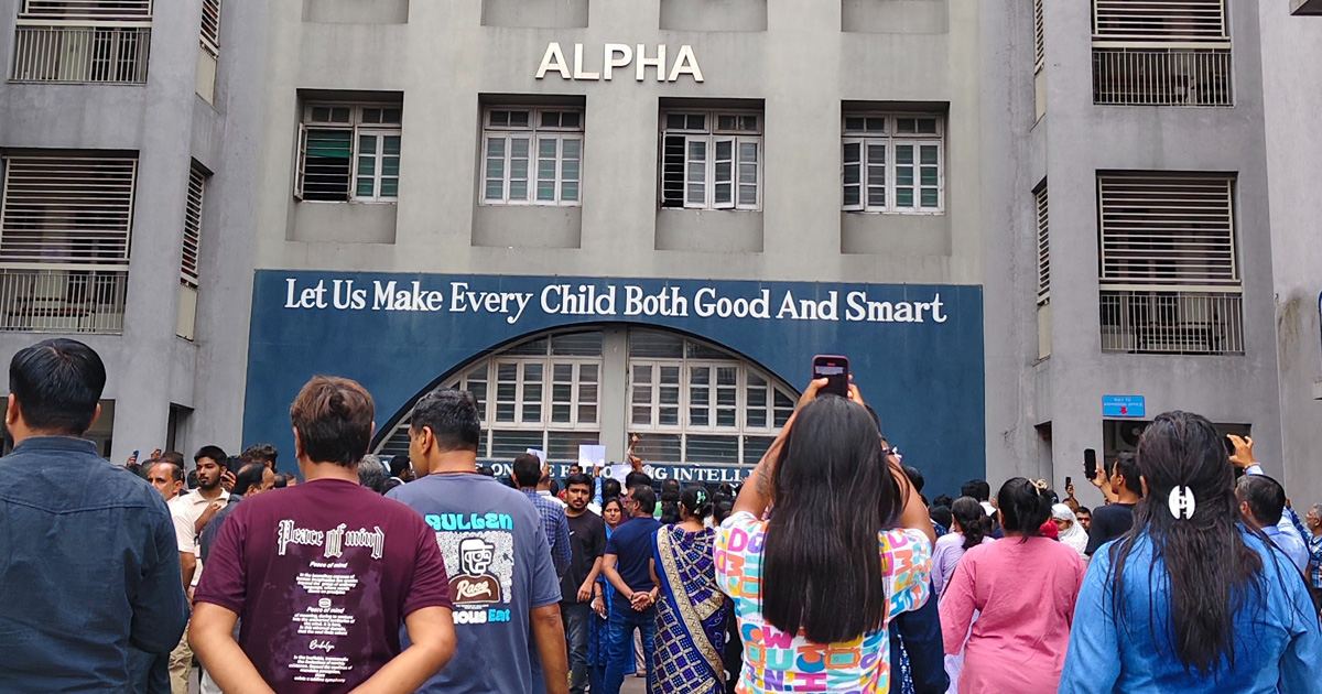 સેવન્થ ડે સ્કૂલ વિવાદ: વિદ્યાર્થીની હત્યા બાદ જમીન ફાળવણી, મંજૂરી અને શરતોના ભંગને લઈ AMCની કડક કાર્યવાહી શરૂ