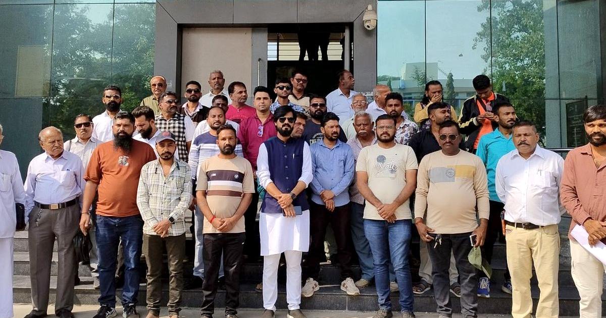 ગુજરાતમાં 'દારૂ-ડ્રગ્સ બંધ કરો'ની માંગ: જીજ્ઞેશ મેવાણીના સમર્થનમાં રાજકોટ અનુસૂચિત જાતિ સમાજ મેદાનમાં