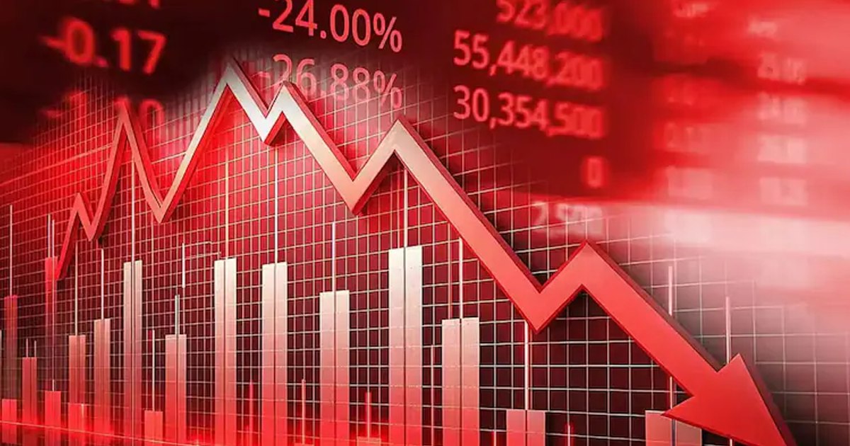 શેરબજારમાં મંગળવાર બન્યો 'અમંગળ': સેન્સેક્સ 1,065 પોઈન્ટ તૂટ્યો, રોકાણકારોના 10 લાખ કરોડ સ્વાહા