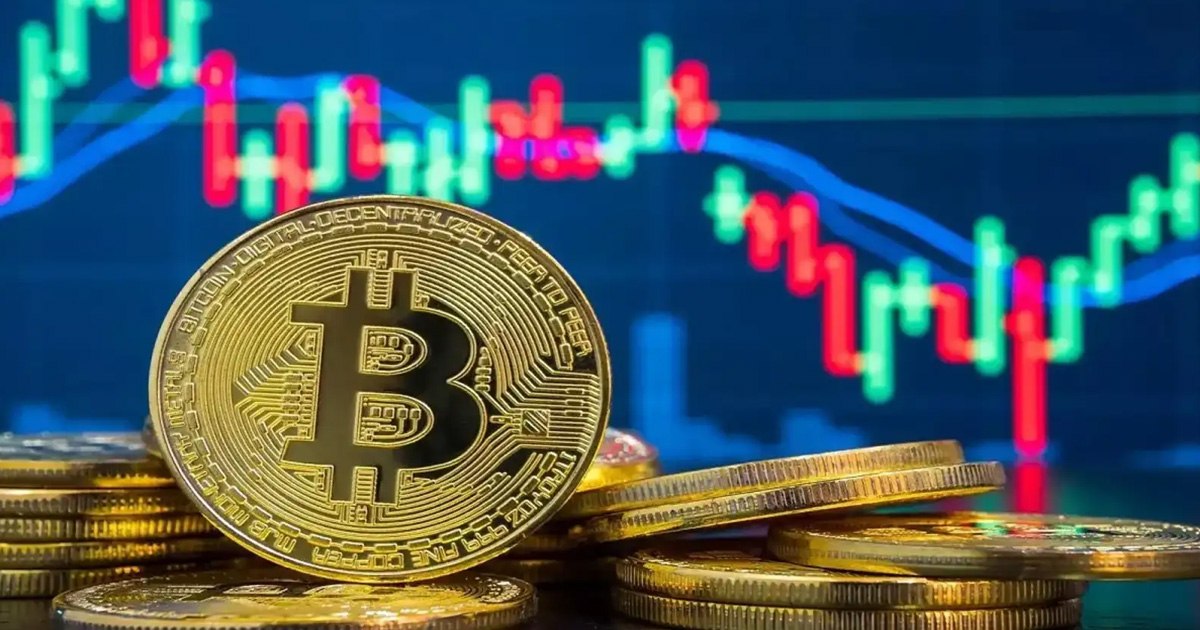 ક્રિપ્ટો બજારમાં ફફડાટ: બિટકોઈનમાં 4 ટકાનો મામૂલી ઉછાળો, પણ વિશ્લેષકોએ આપી $31,000 સુધીના મોટા કડાકાની ચેતવણી