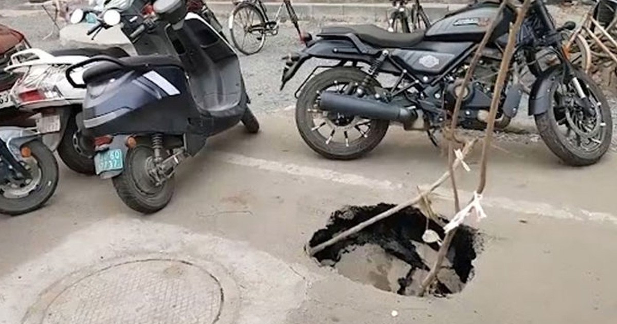 વડોદરામાં વધુ એક ભૂવો પડ્યો, પાલિકાની કામગીરી સામે નાગરિકોમાં ભારે રોષ