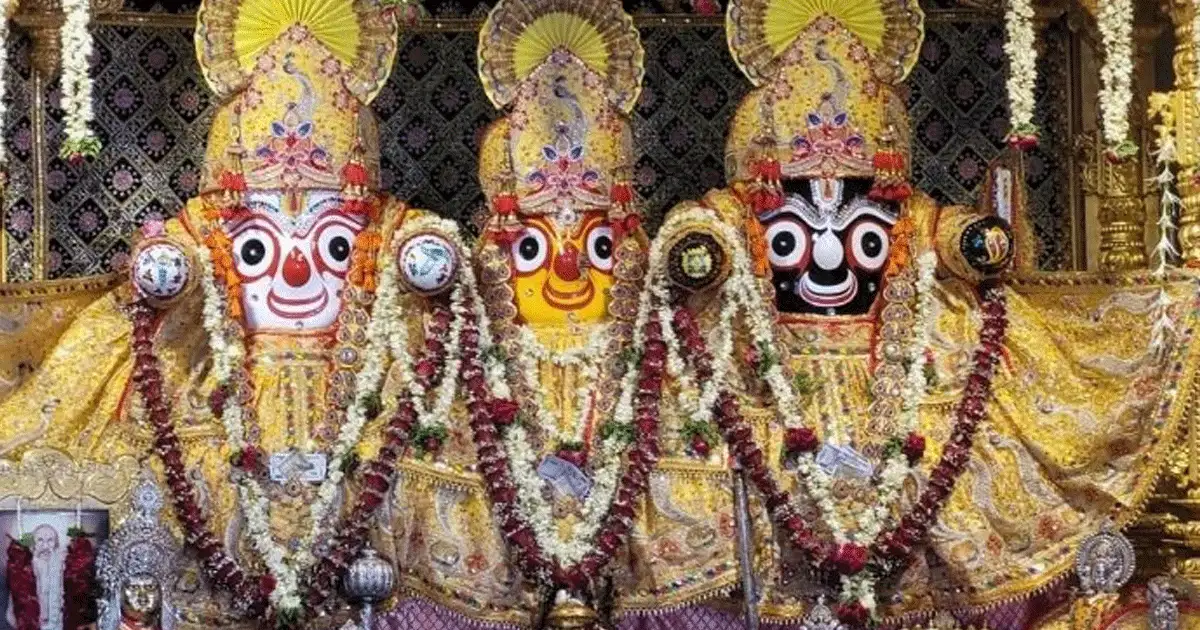 જગન્નાથ મંદિરમાં ફૂલોથી શણગારેલા રથોનું વિધિવત પૂજન, રથયાત્રાની તૈયારીઓ તેજ