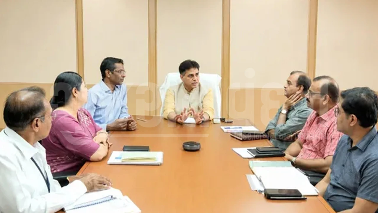ગુજરાતમાં ચોમાસાના રોગચાળા પર કાબૂ, H1N1ને લઈને આરોગ્ય મંત્રીની મોટી સ્પષ્ટતા