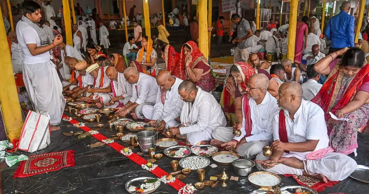 પિતૃ પક્ષમાં શ્રાદ્ધ અને પિંડદાન માટે આ છે સૌથી પવિત્ર તીર્થ સ્થાનો, સાત પેઢીઓનો કરે છે ઉદ્ધાર